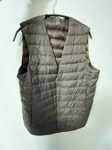 울트라 라이트 다운 다크 브라운 M 사이즈