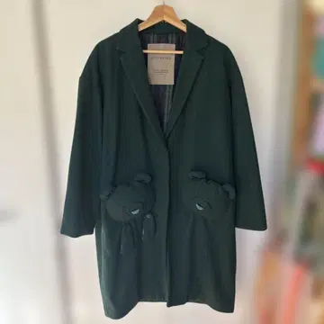 RIVET & SURGE 곰 포켓 롱 코트