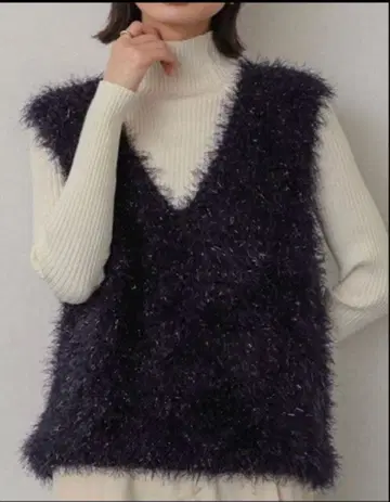 [미사용 새상품] SENSE OF PLACE 몰 페더 니트 베스트