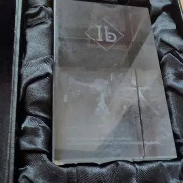 Ib 구매 혜택 크리스탈 플레이트 로고