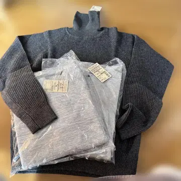MUJI 남성용 하이넥 스웨터 M, 트레이닝복 등 총 3점 세트