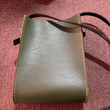 교토 야마모토 가죽제품 제작소, 모스그린 숄더백