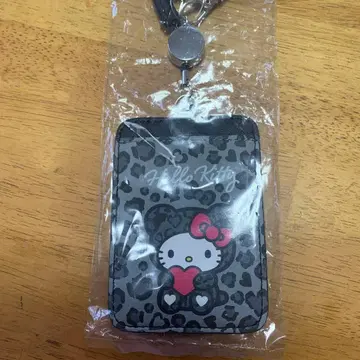 헬로키티 레오파드 무늬 ID 카드 홀더