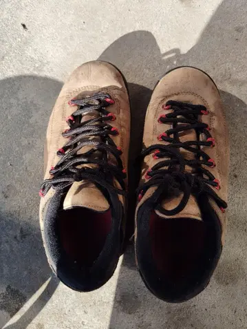 MERRELL 하이킹 슈즈 베이지