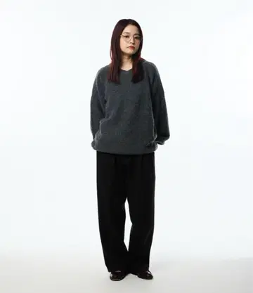 투 턱 피치 스킨 슬랙스 볼드 맨 M 사이즈 블랙