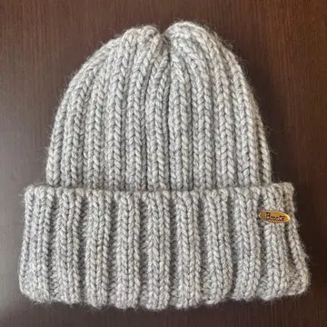 ANAYI Bronte 라메 니트 비니