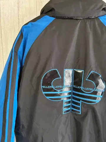 PELLE PELLE 나일론 자켓 블랙/블루 로고