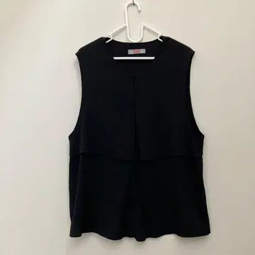 시선당 블랙 슬리브리스 베스트