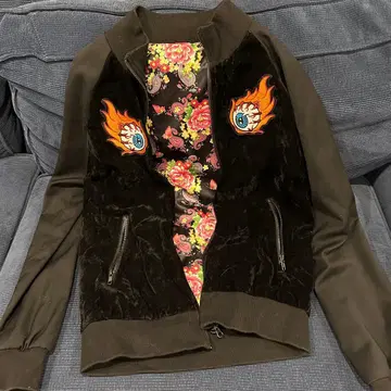 벨로아 스카잔 불꽃 자수 꽃무늬 안감