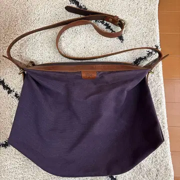 일비종떼 숄더백 캔버스 퍼플