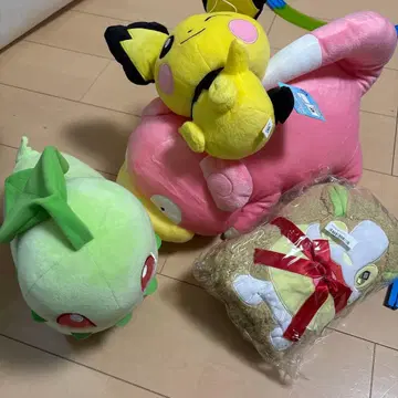 새상품 포켓몬스터 봉제 인형 야돈 피츄 치코리타 완파치