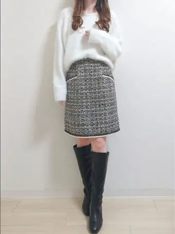 [택 포함 새상품] 저스길리티 블레이드 트위드 미니 스커트 무릎 기장