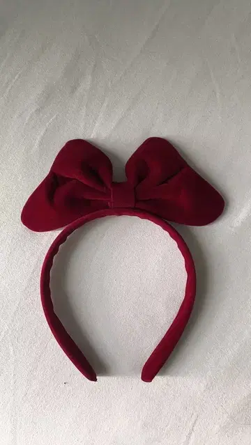 빨간색 리본 포함 헤어밴드
