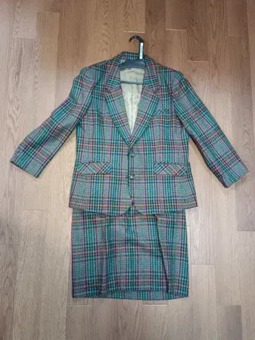 멀티 컬러 체크 무늬 수트 13AR