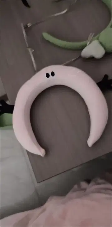 캐릭터풍 핑크 머리띠