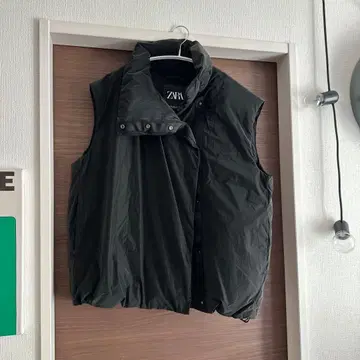 새상품 ZARA 다운 베스트