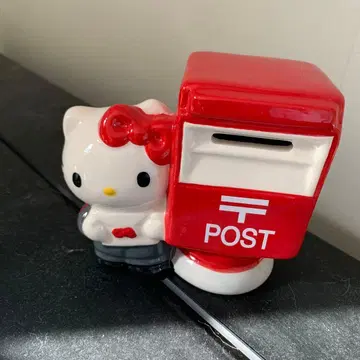헬로키티 우체통형 피규어