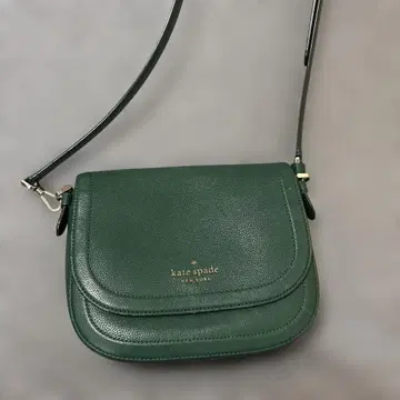 [ 새상품급 ] kate spade NEW YORK 숄더백 그린