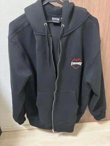 THRASHER 프레임 로고 XL 후드티