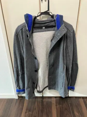 마리떼 프랑소와 저르보 후드티