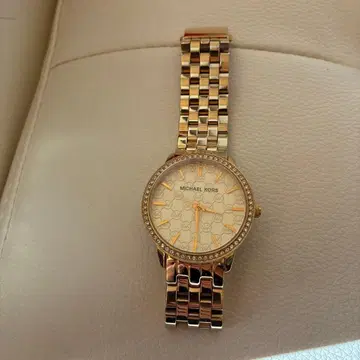 MICHAEL KORS 골드 손목시계