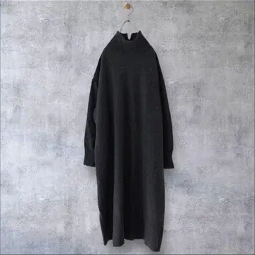 새상품급 어반 리서치 울 혼방 터틀넥 니트 원피스 GR