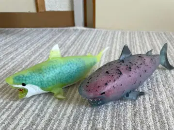 안도코 메갈로돈 백상아리 2체 세트