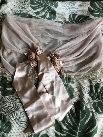 새상품급 dellise noir 레이스 스톨