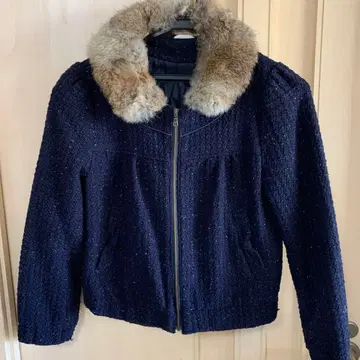 네이비 퍼(fur) 부착 숏 자켓