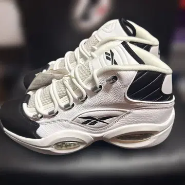 새상품 Reebok Question Mid 28cm