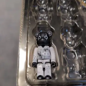 새상품급 베어브릭 시리즈 21 카이키겟쇼쿠 시크릿