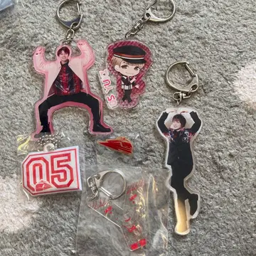 초특급 유키 군 키홀더, 핀 배지 세트