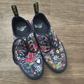 닥터 마틴 컬러풀 스니커즈