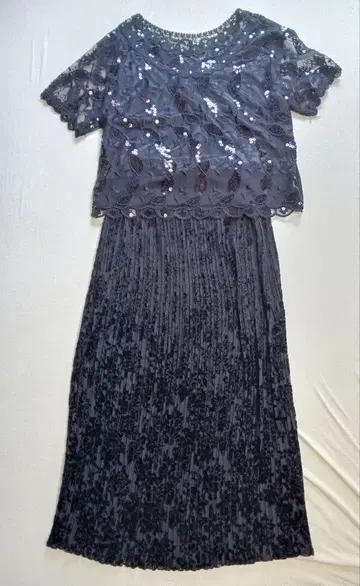 SCOSSA 블랙 레이스 스팽글 셋업 이너 포함