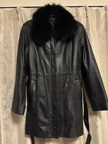 VIENS 퍼 트리밍 가죽 롱 자켓 여우