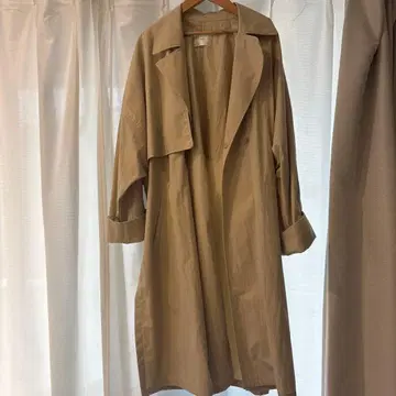 Auie F 베이지 트렌치코트