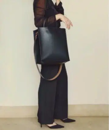 [ A4 사이즈 수납 가능 ] 소프트 스퀘어 토트백, 비즈니스 백, 블랙