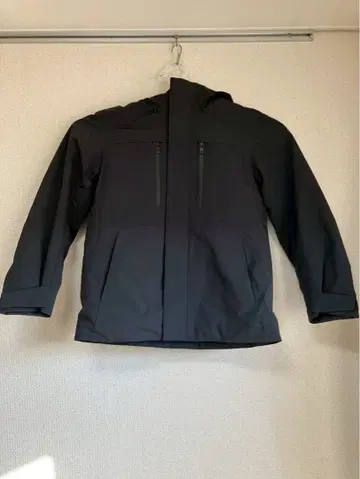 UNIQLO 블랙 다운 자켓 S사이즈