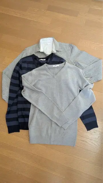 IMP V넥 니트 그레이 네이비 M