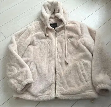 GUESS 베이지 플리스 자켓