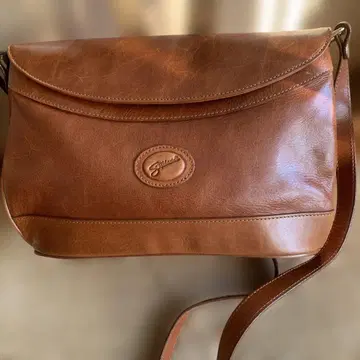 천연 가죽 숄더백 브라운