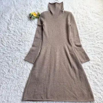 새상품급 폭시 니트 원피스 캐시미어 100 터틀넥 로고 자수