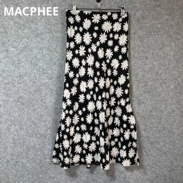 MACPHEE 블랙 앤 화이트 데이지 패턴 플레어 스커트
