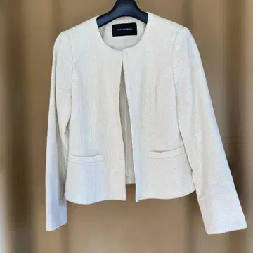 [ 새상품급 ] GALLORIA 아이보리 라메 믹스 노카라 자켓 11AR