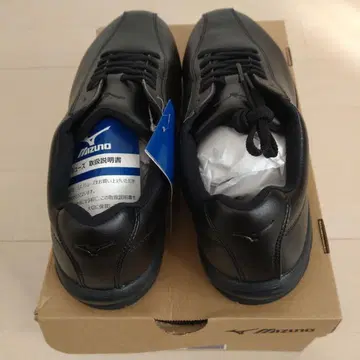 미즈노 워킹화 블랙 28cm