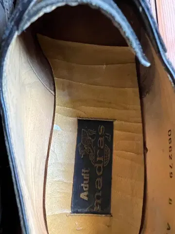 madras 브라운 로퍼 태슬 포함