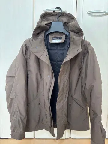 UNITED ARROWS GLR 브라운 다운 자켓