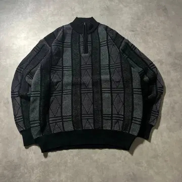 빈티지 하프 지퍼 블랙 흑백 스트라이프 니트 스웨터