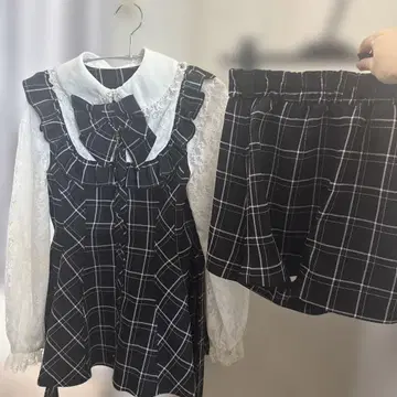 시크릿허니 레이스 소매 요크 프릴 셋업 정품