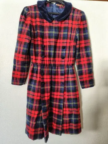 체크 무늬 긴팔 무릎 기장 원피스 M 사이즈